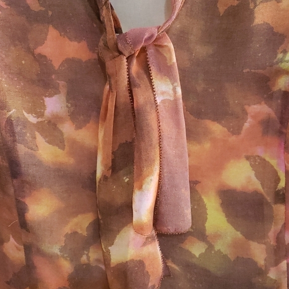 Coldwater Creek Sleeveless Top V Neck EUC M(10-12) - Picture 3 of 13